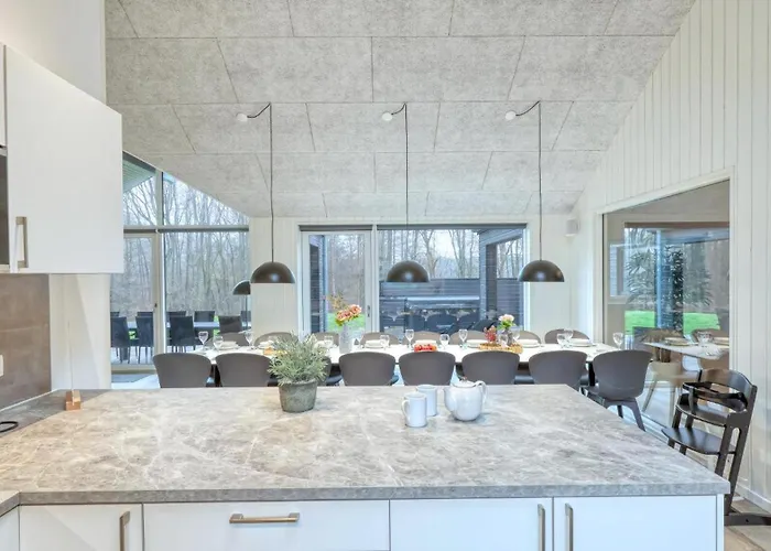 Villavilla 762 - Am See, Deutschland *